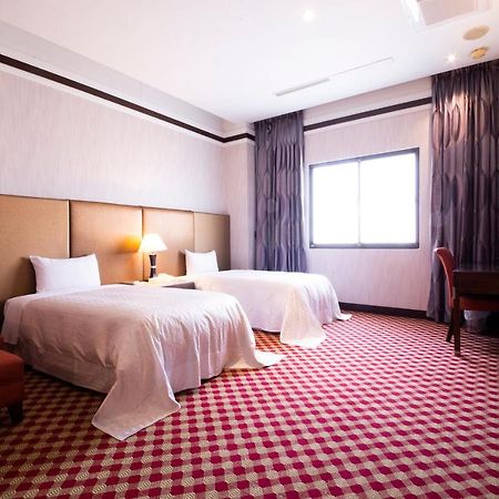 LI-GIN Motel Chiayi Exterior foto